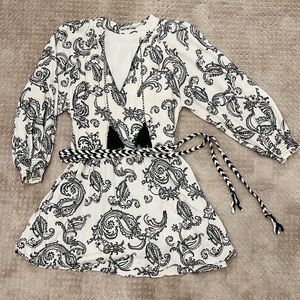 Perfect Summer Alice+Olivia Paisley Dress! Size 8 US